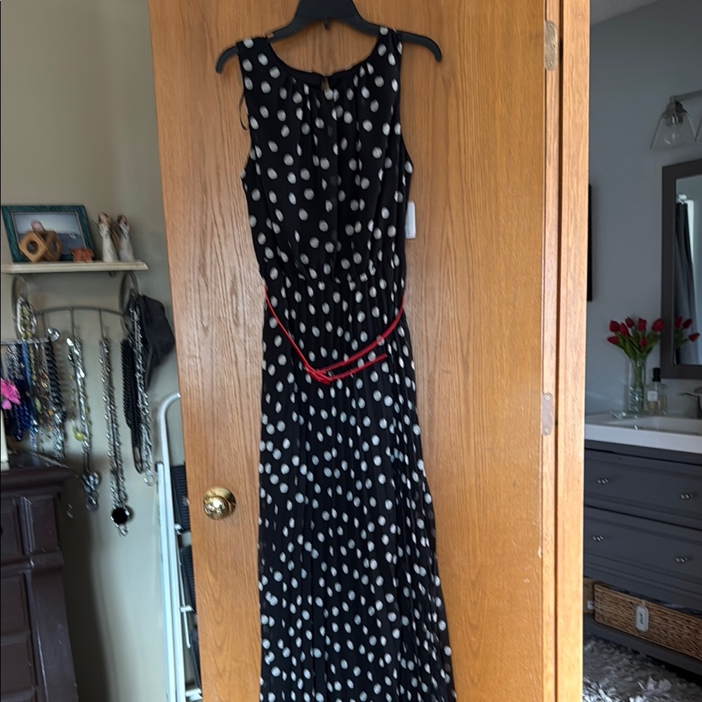 CJ Banks Black and White Sleeveless Maxi Dress Scoop Neck